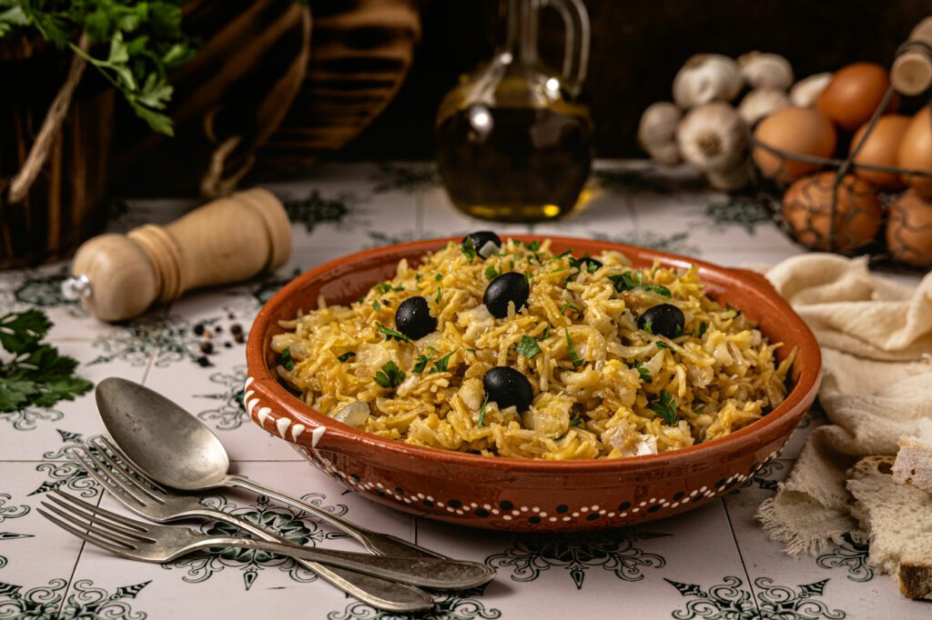 bacalhau a bras com vinho português